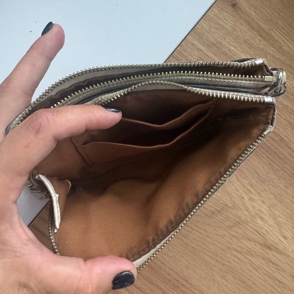 Coach | Double Zipper Wallet - Picture 12 of 15